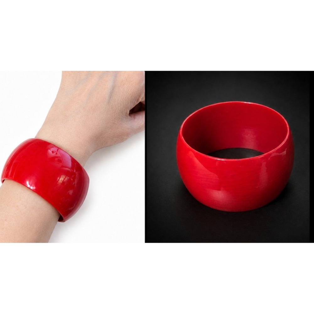 Vintage Red Bangle Bracelet Wide Cherry Lucite Chunky Retro TN29
